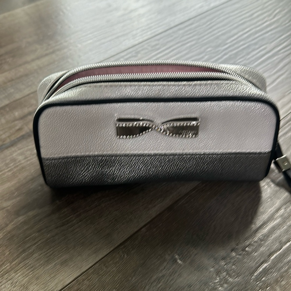 Victoria’s Secret small makeup bag